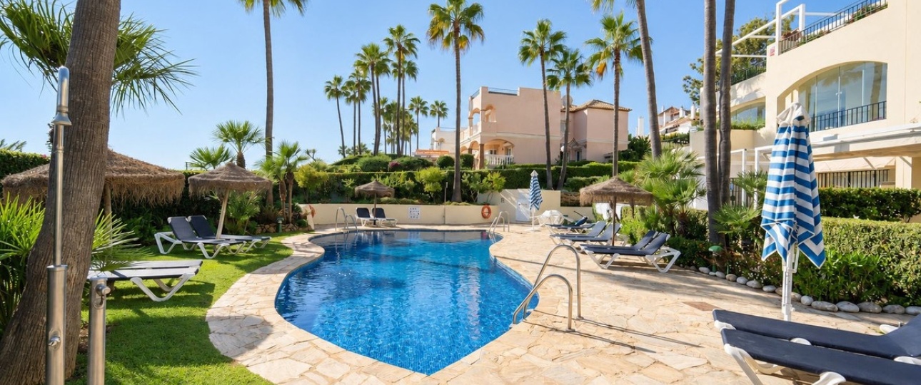 Resale - apartment - Marbella - Elviria