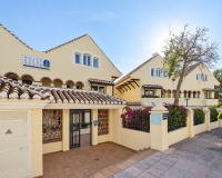 Resale - apartment - Marbella - Elviria