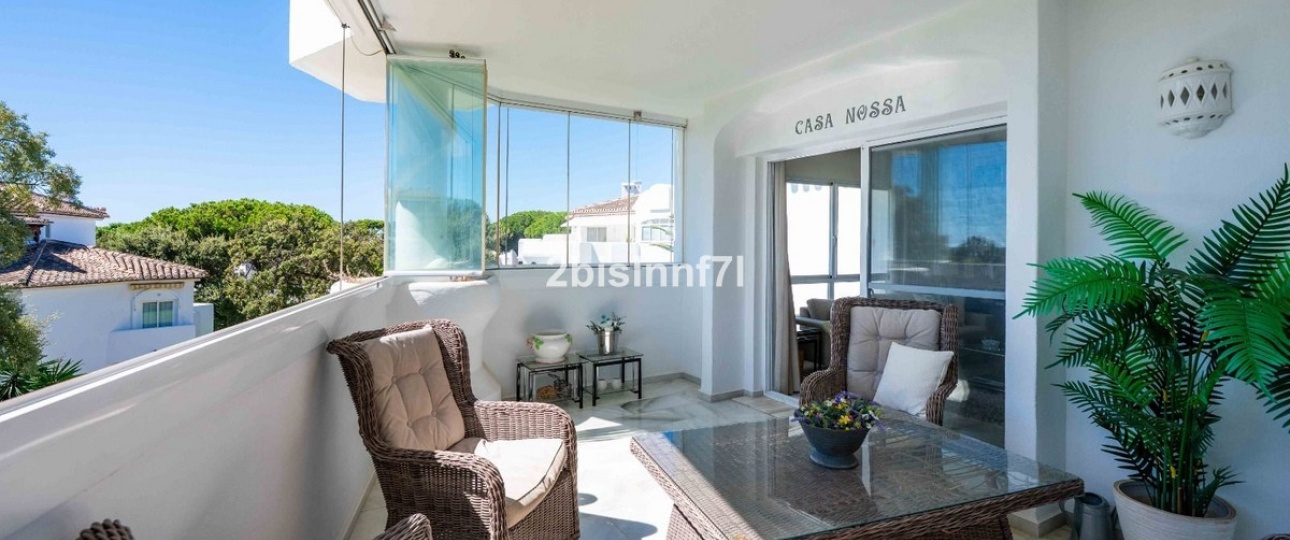 Resale - apartment - Marbella - Elviria