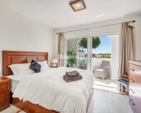 Resale - apartment - Marbella - Elviria