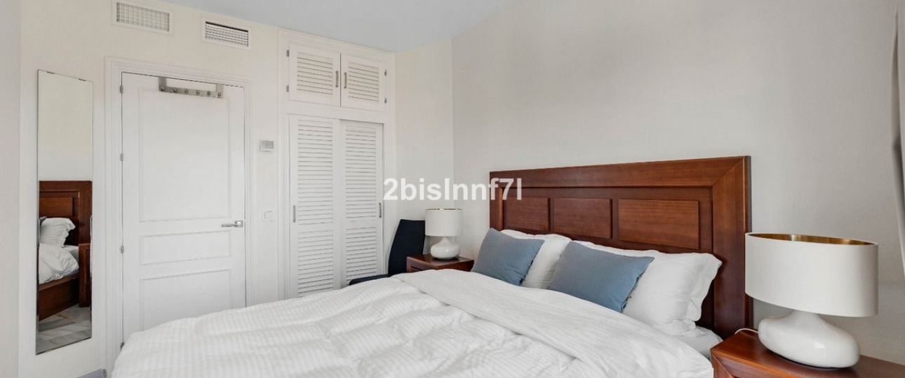 Resale - apartment - Marbella - Elviria