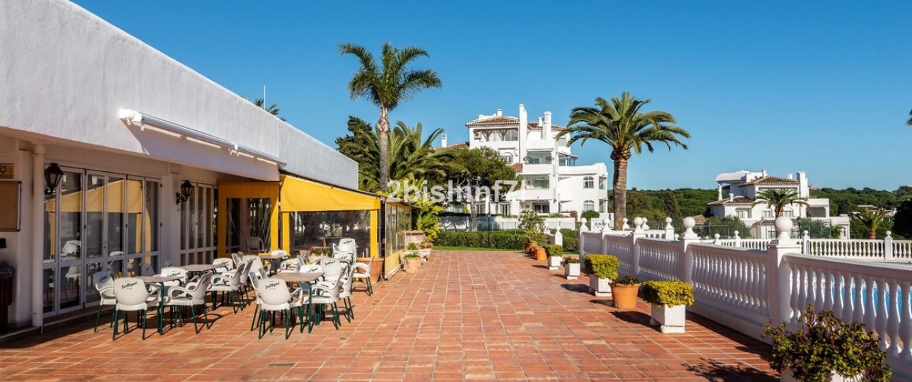 Resale - apartment - Marbella - Elviria