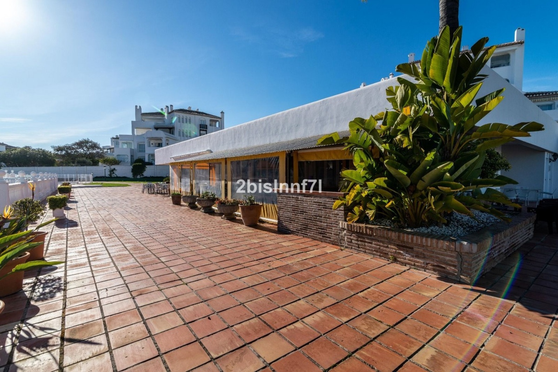 Resale - apartment - Marbella - Elviria