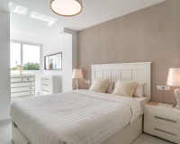 Resale - apartment - Marbella - Elviria