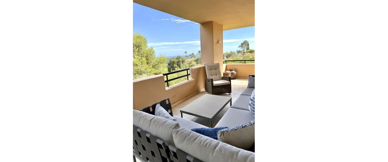 Resale - apartment - Marbella - Elviria