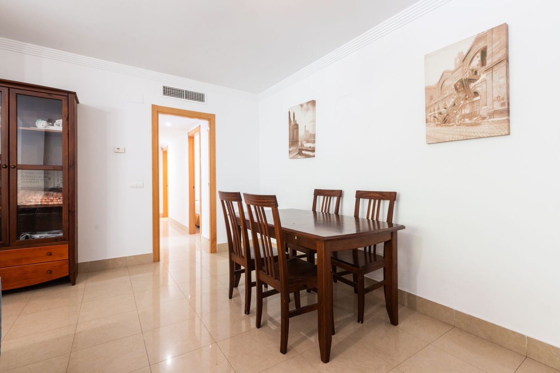 Resale - apartment - Marbella - Elviria