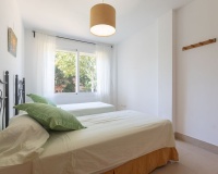 Resale - apartment - Marbella - Elviria