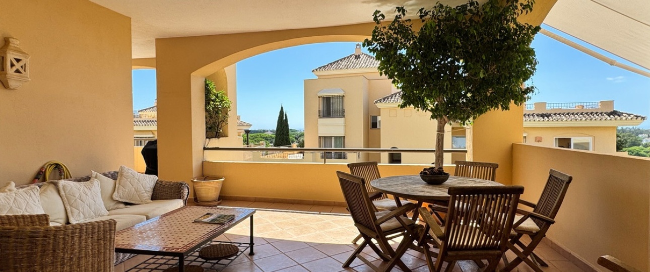 Resale - apartment - Marbella - Elviria