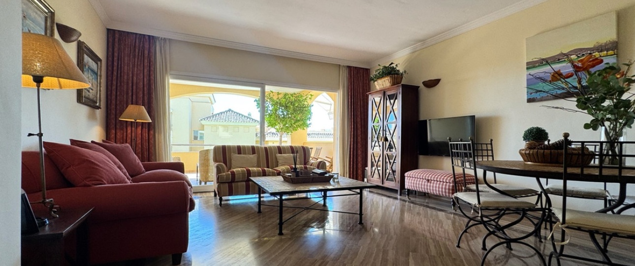 Resale - apartment - Marbella - Elviria