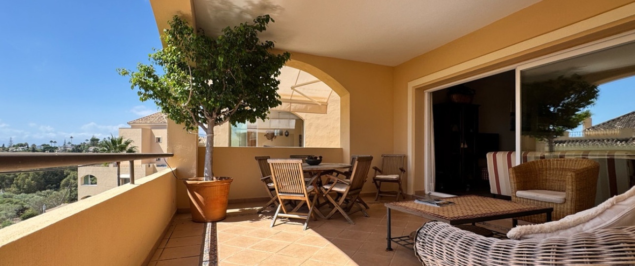 Resale - apartment - Marbella - Elviria