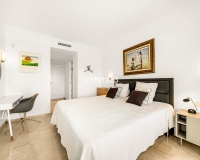 Resale - apartment - Marbella - Elviria