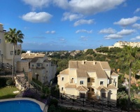 Resale - apartment - Marbella - Elviria