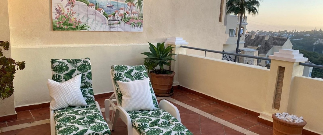 Resale - apartment - Marbella - Elviria