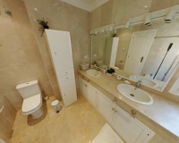Resale - apartment - Marbella - Elviria
