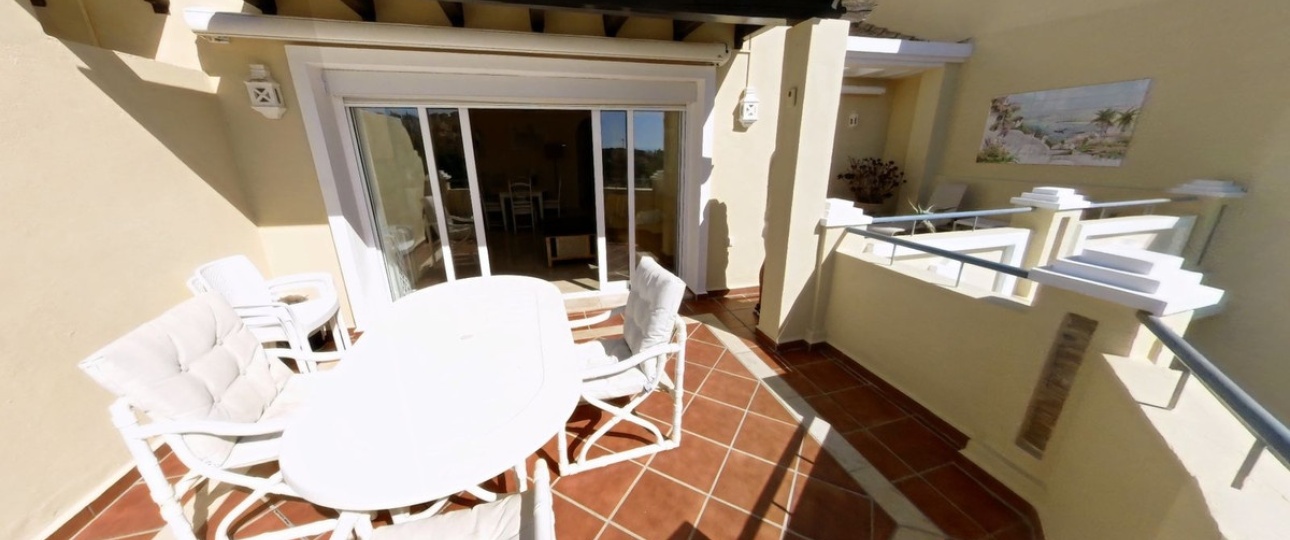 Resale - apartment - Marbella - Elviria