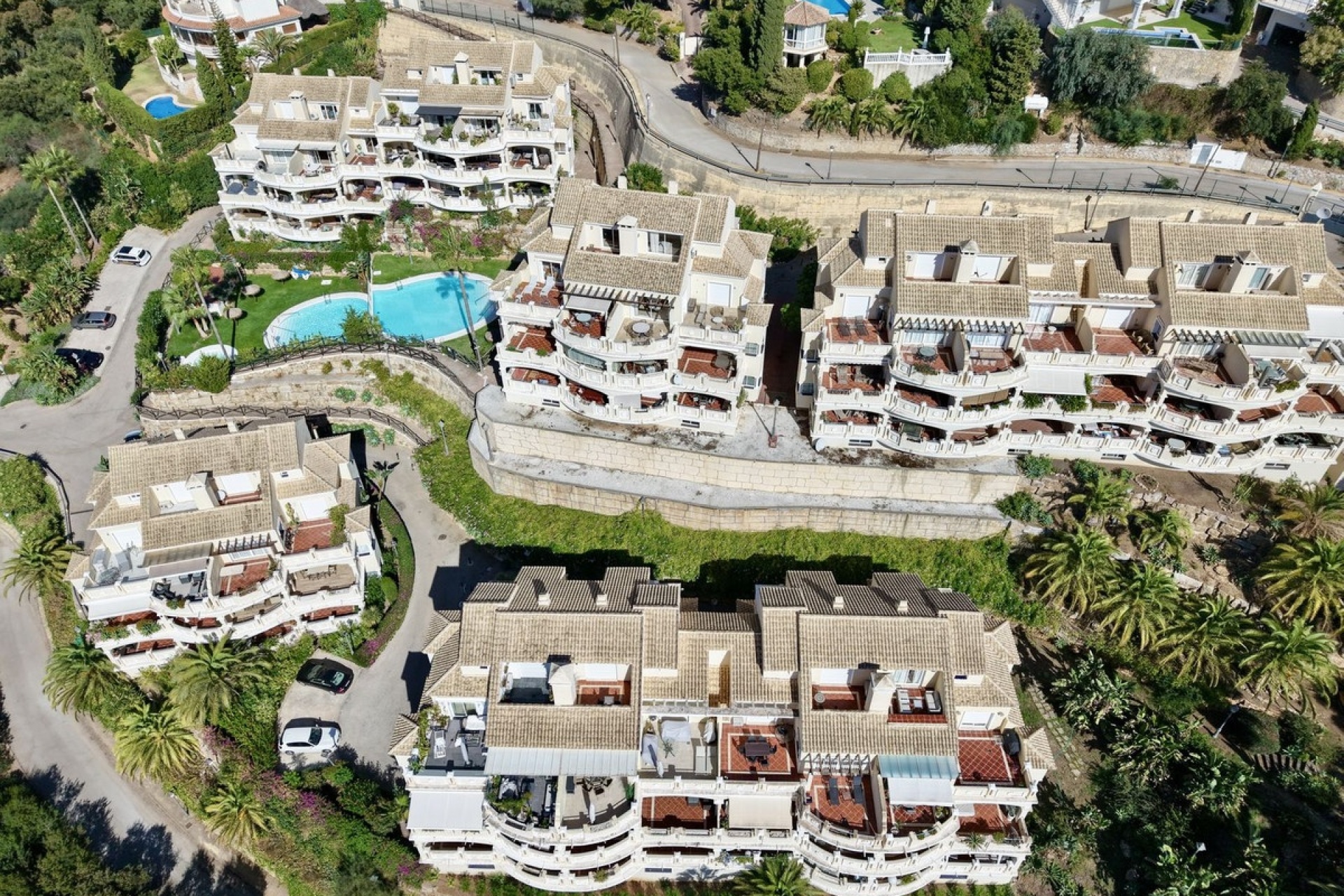 Resale - apartment - Marbella - Elviria