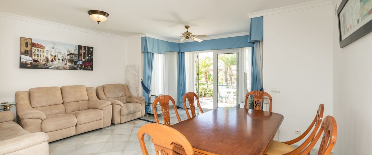 Resale - apartment - Marbella - Elviria