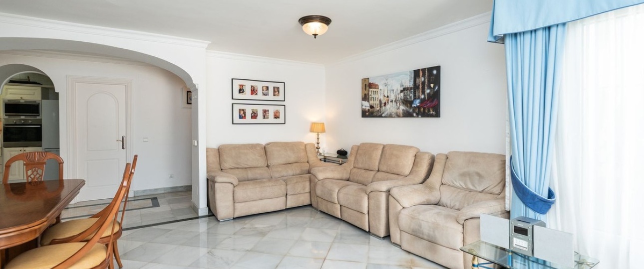 Resale - apartment - Marbella - Elviria