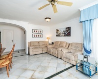 Resale - apartment - Marbella - Elviria