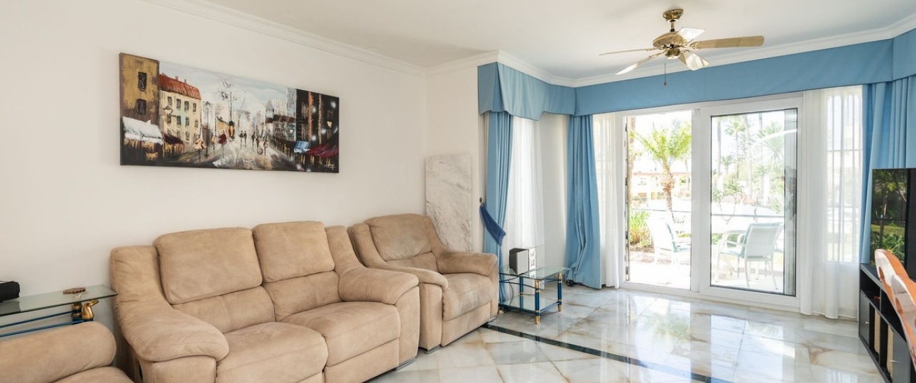 Resale - apartment - Marbella - Elviria