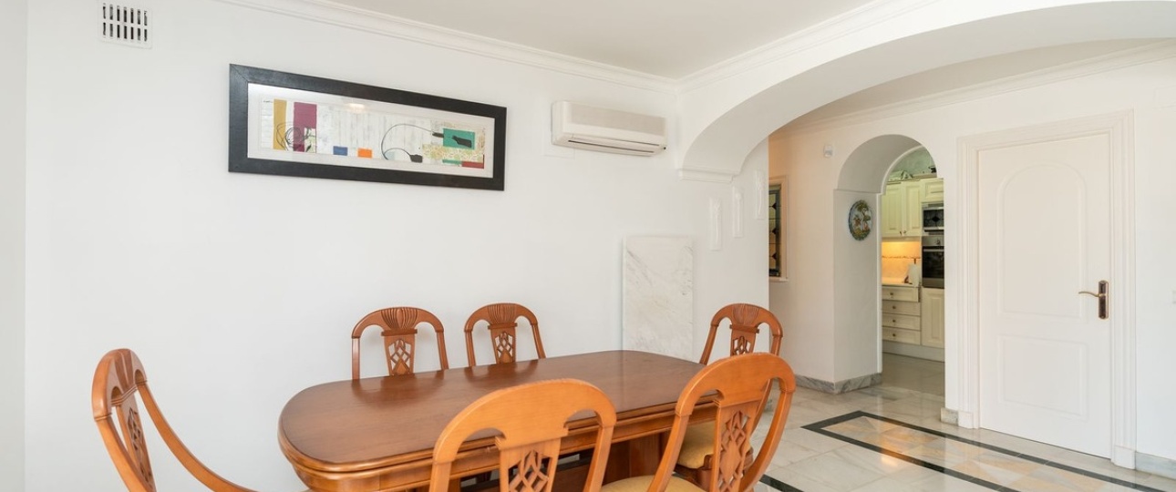 Resale - apartment - Marbella - Elviria