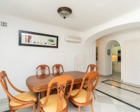 Resale - apartment - Marbella - Elviria