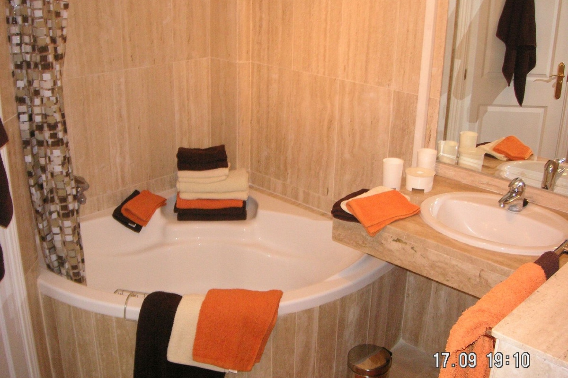 Resale - apartment - Marbella - Elviria