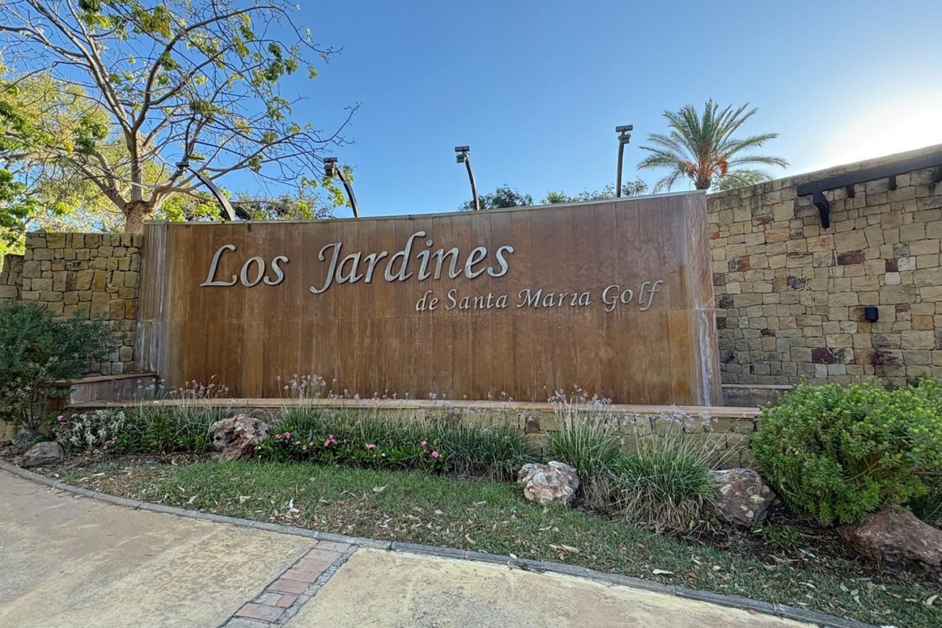 Resale - apartment - Marbella - Elviria