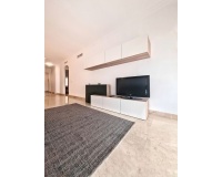 Resale - apartment - Marbella - Elviria