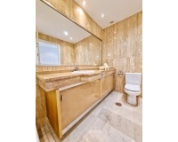 Resale - apartment - Marbella - Elviria