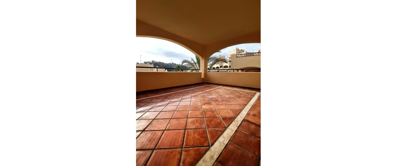 Resale - apartment - Marbella - Elviria