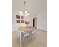 Resale - apartment - Marbella - Elviria