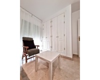 Resale - apartment - Marbella - Elviria