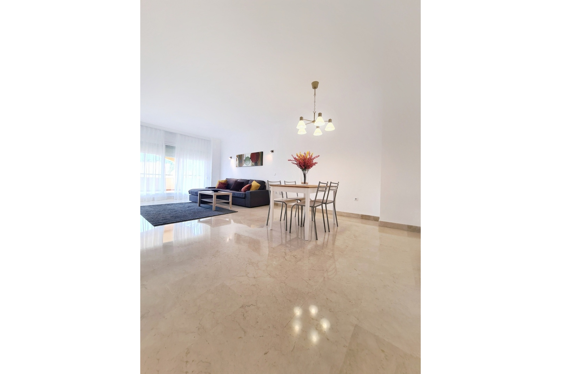 Resale - apartment - Marbella - Elviria