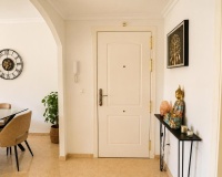 Resale - apartment - Marbella - Elviria