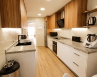 Resale - apartment - Marbella - Elviria
