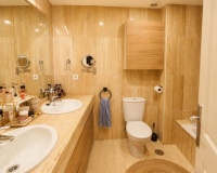 Resale - apartment - Marbella - Elviria