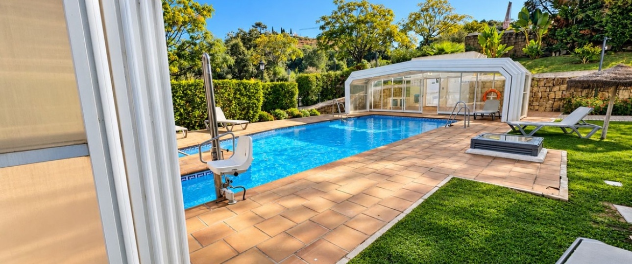 Resale - apartment - Marbella - Elviria