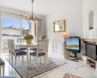 Resale - apartment - Marbella - Elviria