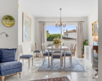 Resale - apartment - Marbella - Elviria