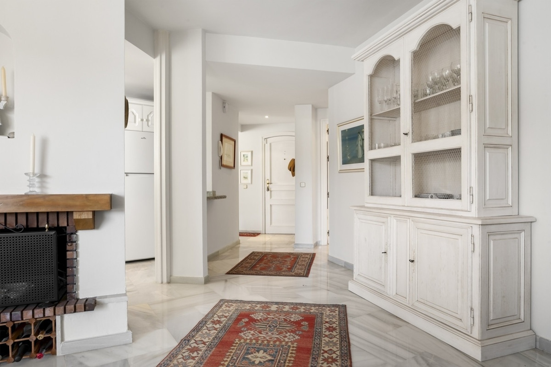 Resale - apartment - Marbella - Elviria