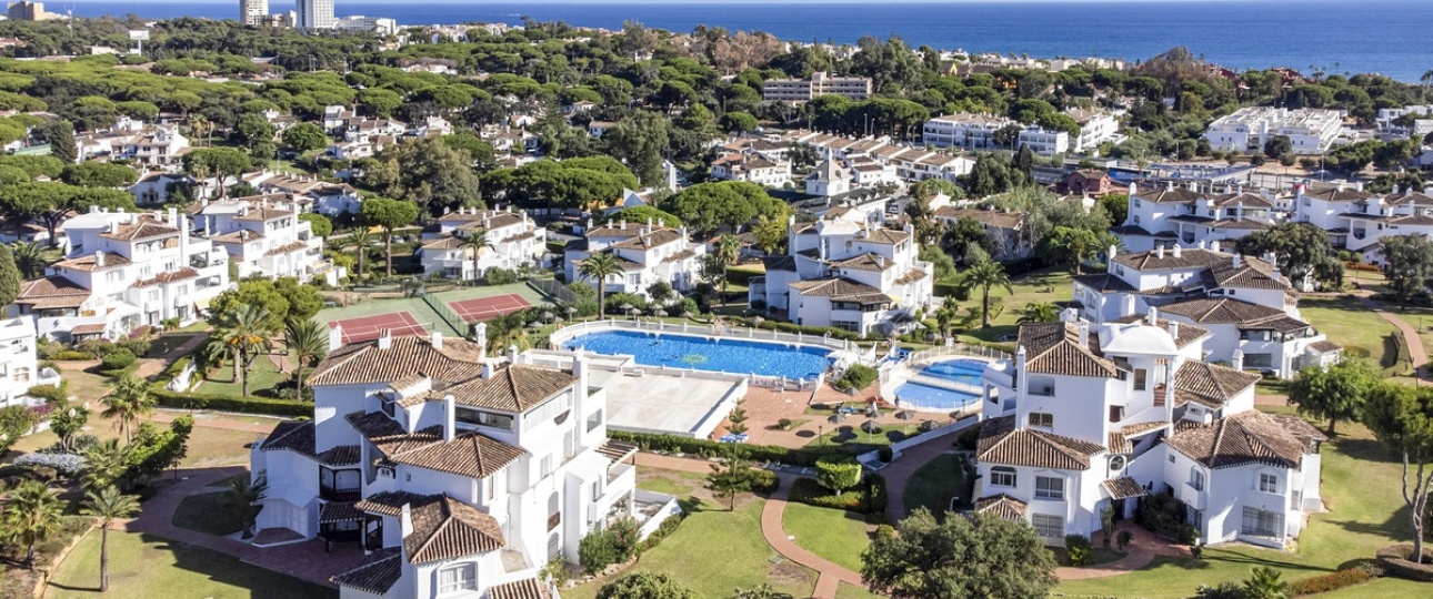 Resale - apartment - Marbella - Elviria