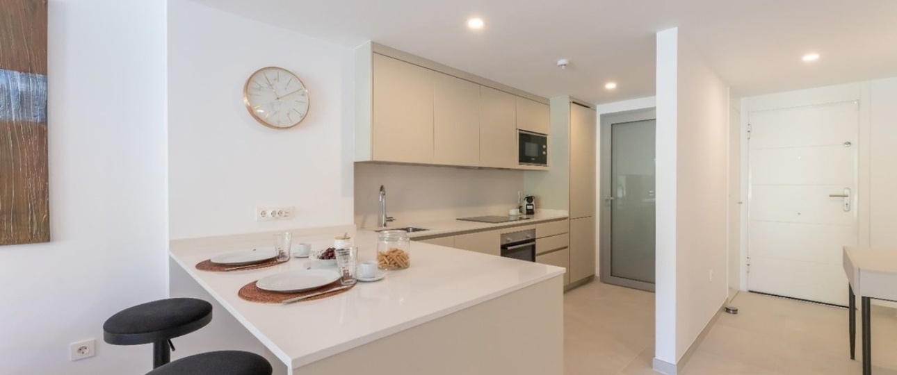 Resale - apartment - Marbella - Elviria