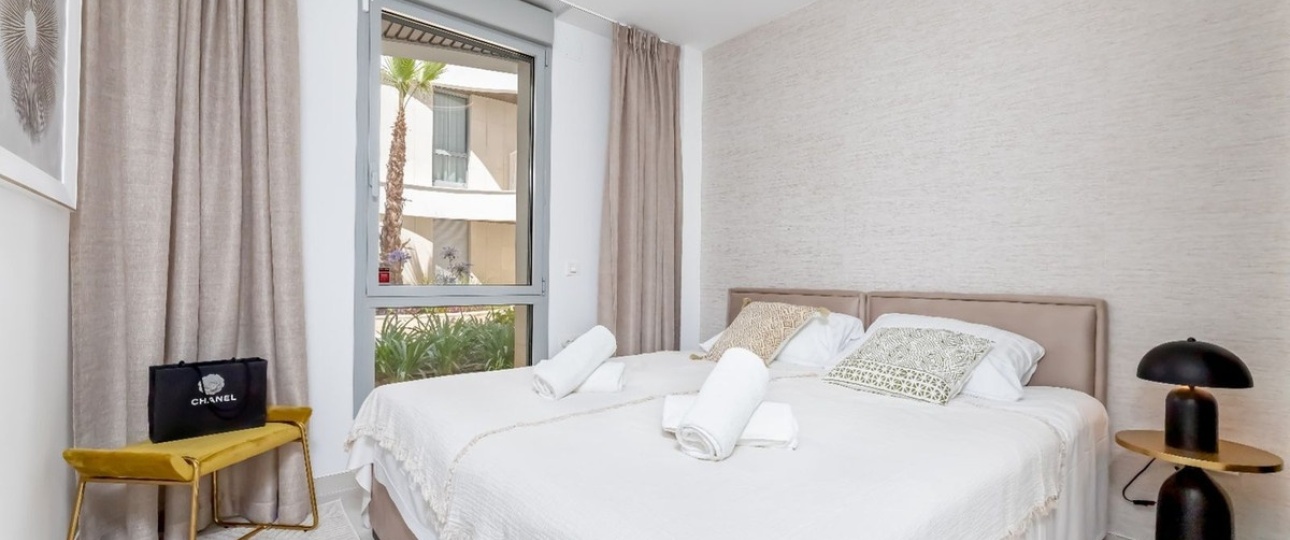 Resale - apartment - Marbella - Elviria