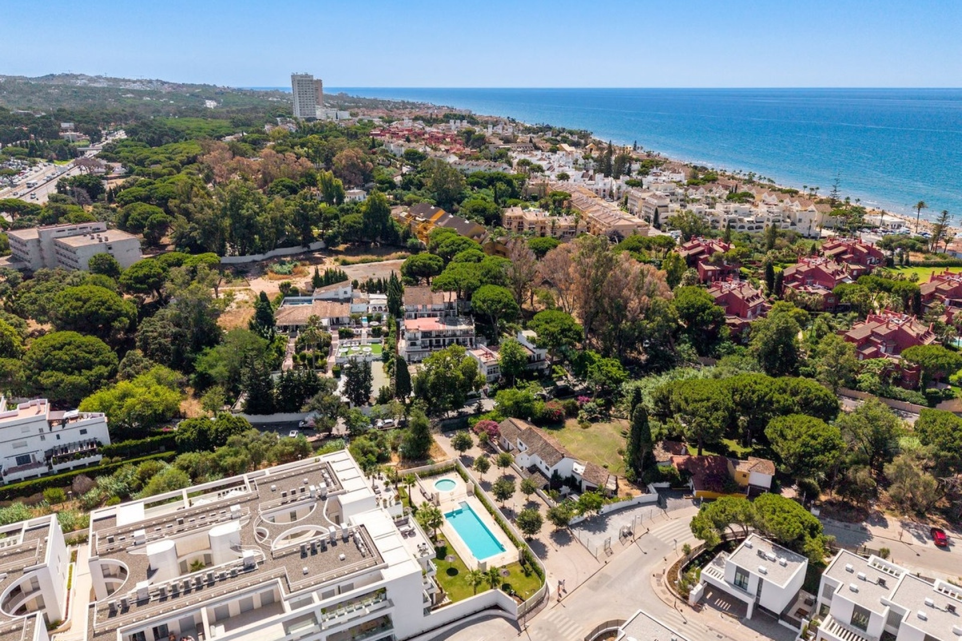 Resale - apartment - Marbella - Elviria