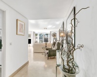 Resale - apartment - Marbella - Elviria