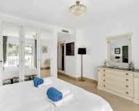 Resale - apartment - Marbella - Elviria