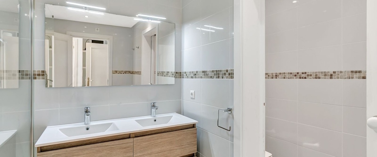 Resale - apartment - Marbella - Elviria