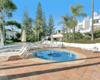 Resale - apartment - Marbella - Elviria