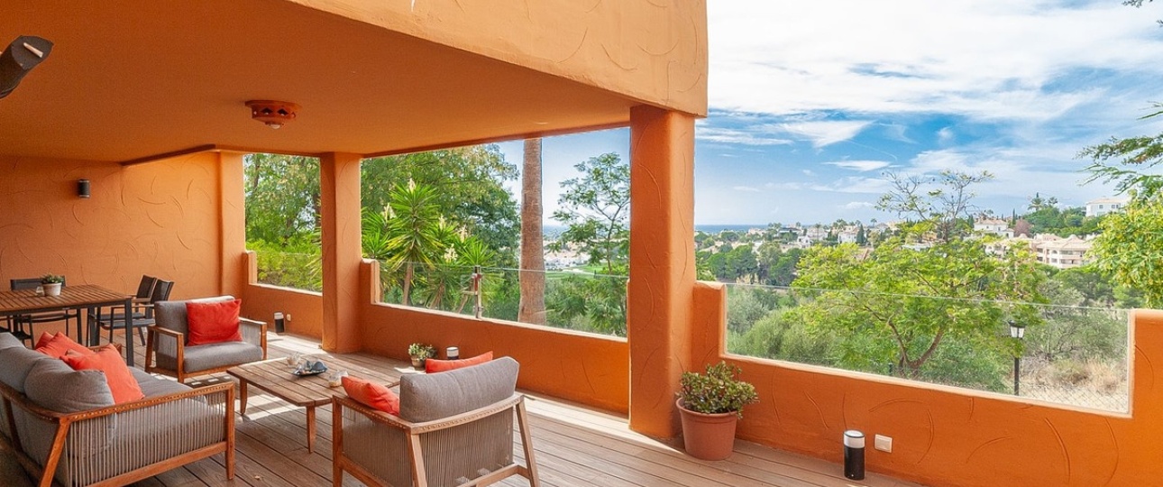 Resale - apartment - Marbella - Elviria